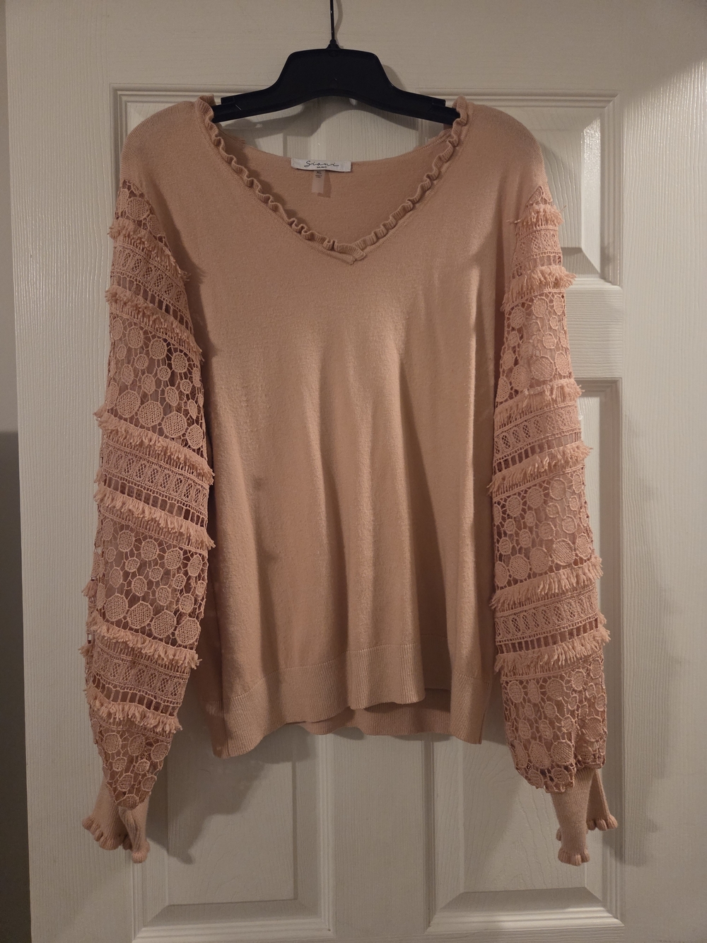 Womens Blush Lace Sleeve V-Neck Sweater